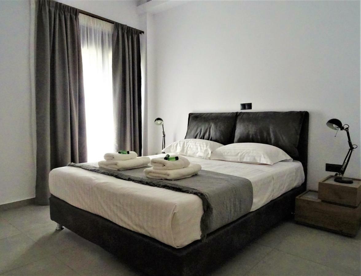 Joy Luxury Apartment Near Acropolis เอเธนส์ ภายนอก รูปภาพ