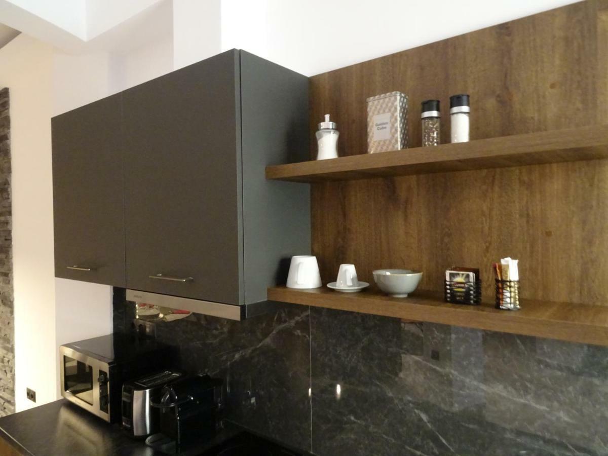 Joy Luxury Apartment Near Acropolis เอเธนส์ ภายนอก รูปภาพ